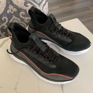 Curry 8 Basketball Shoes - Gently Used